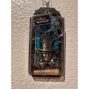 NWT Disney Mad Hatter Keychain Bag Clip Alice in Wonderland Depp Movie Pewter